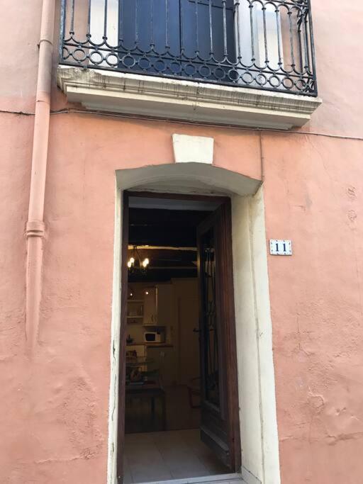 Historic French Townhouse Vila Saint-Thibéry Exterior foto